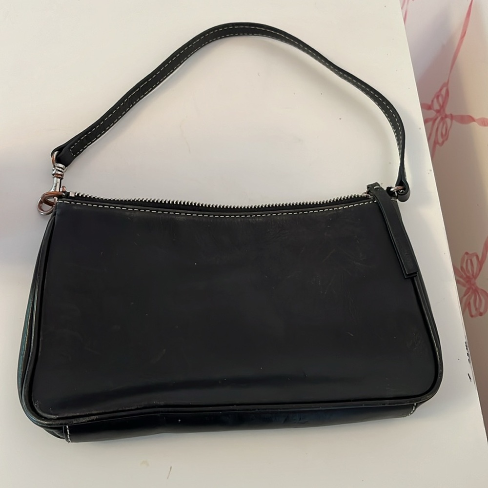 Beautiful, small banana republic zip purse